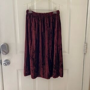 Dear Stalker Designer Brand from Korea
Condition 9/10
Size 27” waist; 27” length